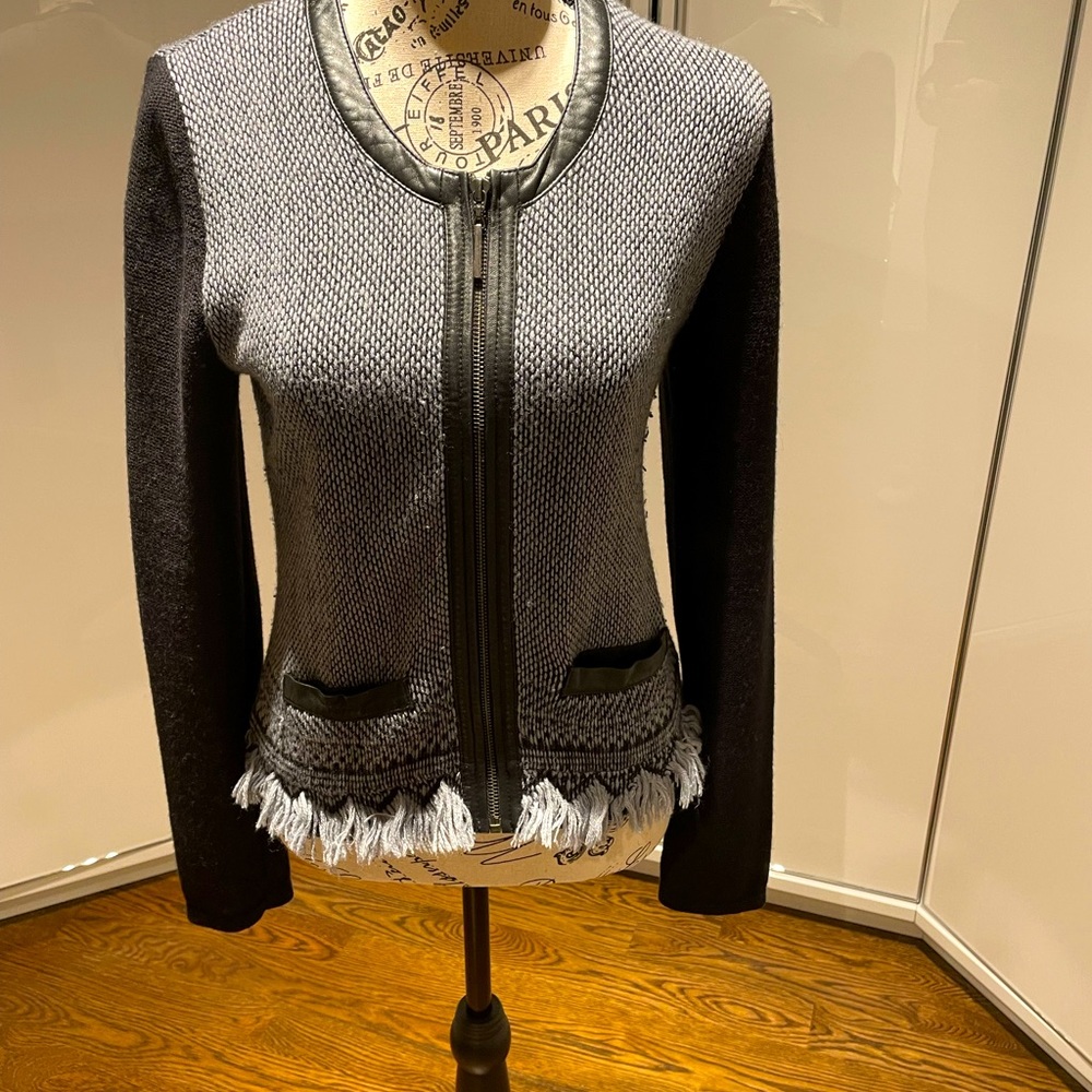 Nanette Lepore zip down cropped merino wool sweater, size Medium